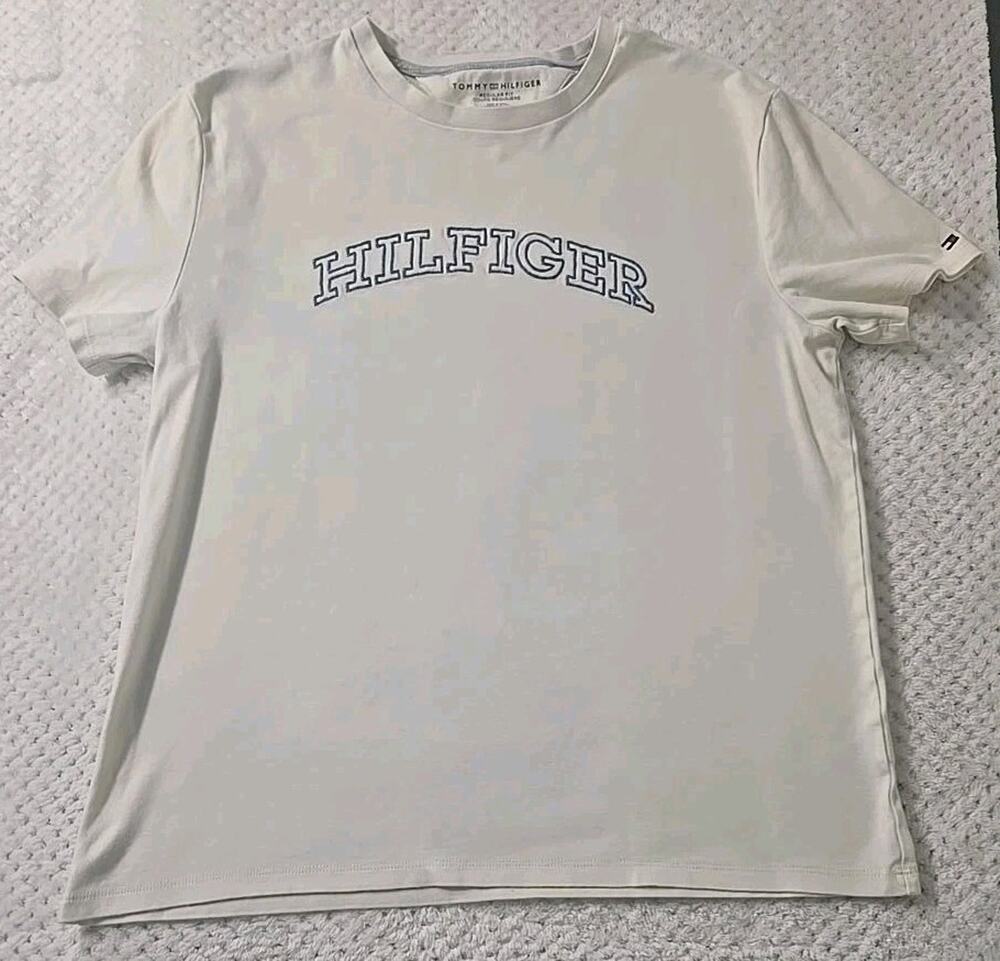 Tommy Hilfiger Men's Medium T Shirt Cream Embroidered Spell Out Logo Cotton